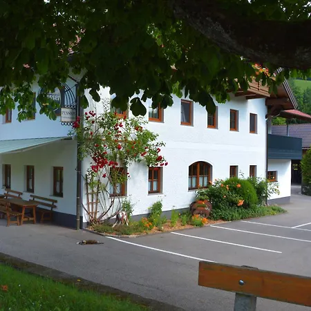 Pfaffenlehen Guest house Maria Neustift